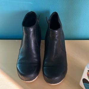Black Dansko ankle boots. Size 8